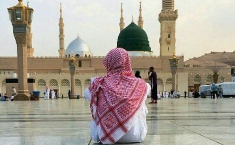 Bekas Pe Karam Kijiye Sarkar-e-Madina