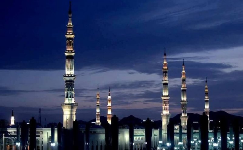 Jab Masjid Nabvi Ke Minar Nazar Aye