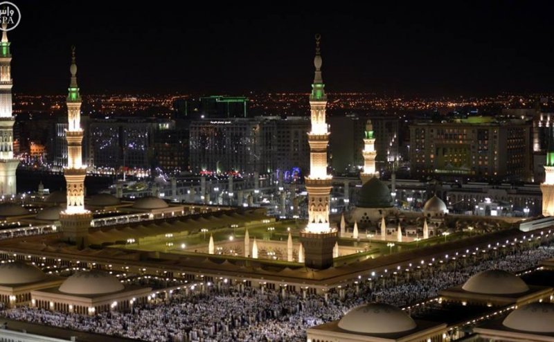 Kuch Un ke Karam ki Baatein Karein