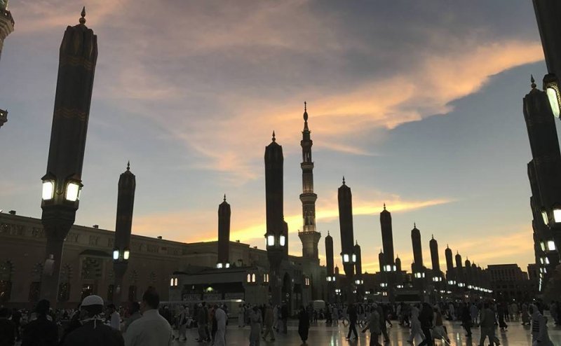 Mujh Ko Kis Din Ho Ge Taiba Ke Safar Ki Agahii