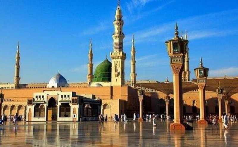 Tajliyat Ka Gulzar Masjid E Nabwi