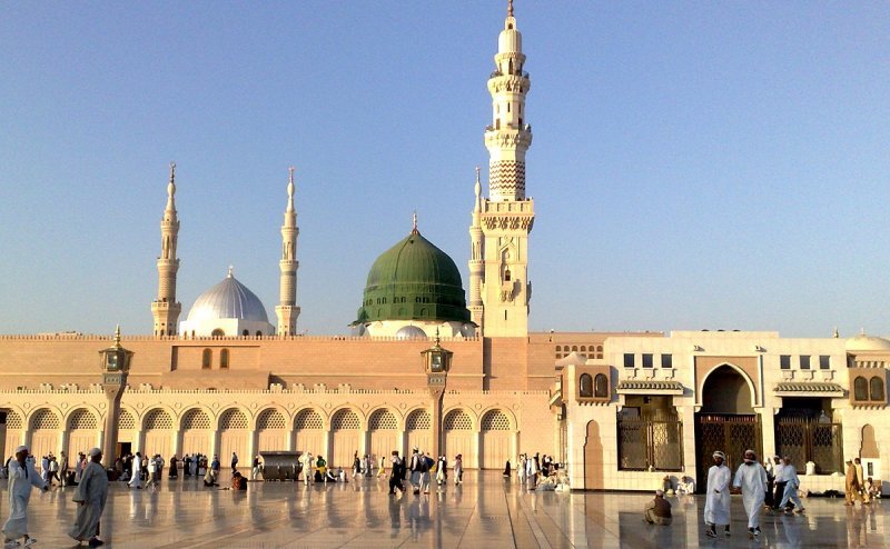 Zuban Par Jab Muhammad Ka Naam 