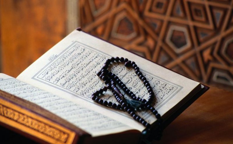 Sheikh Abdul Rehman Al Ossi Recitation During Pray